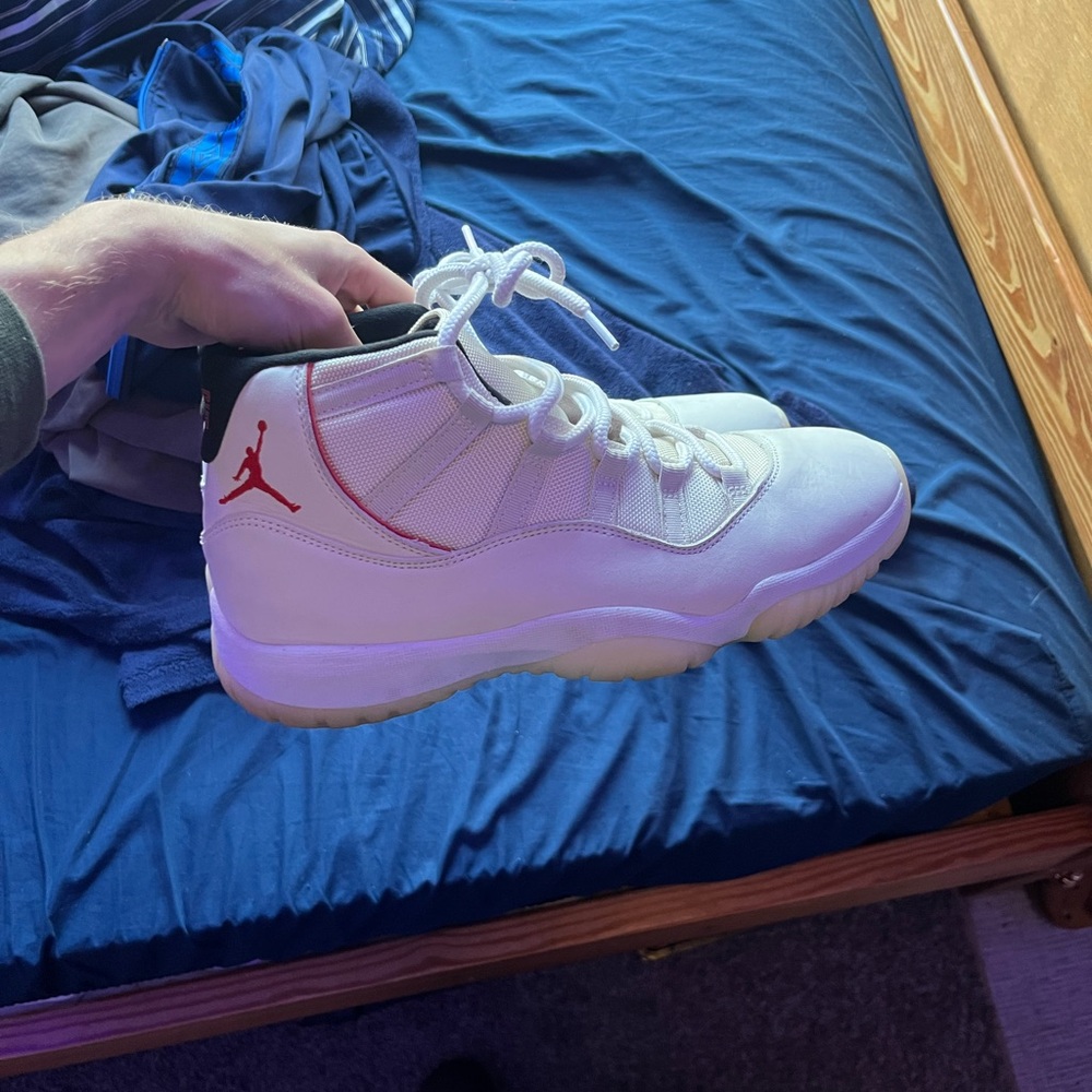 Air Jordan 11 Retro High platinum tint